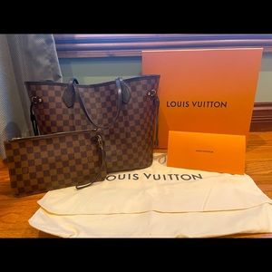 Louis Vuitton Damier Neverfull MM Tote